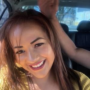 Meet your Posher, Celia yesenia